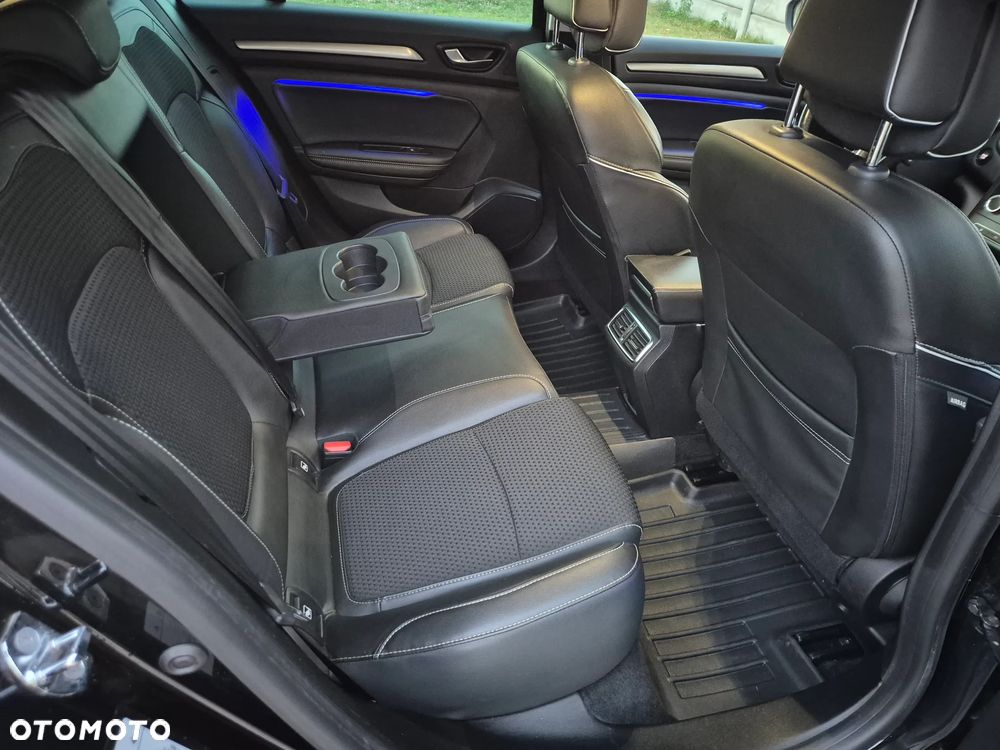 Renault Megane BLUE dCi 150 EDC BOSE EDITION - 17