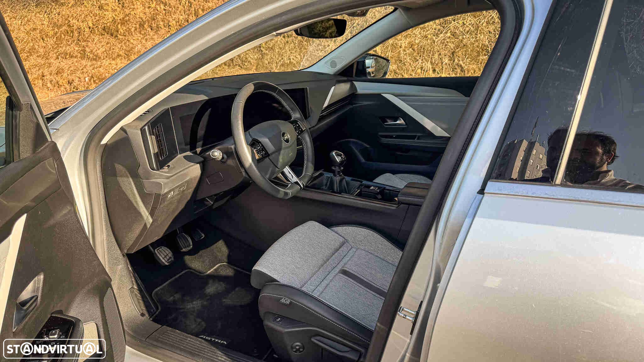 Opel Astra 1.2 T Elegance - 9