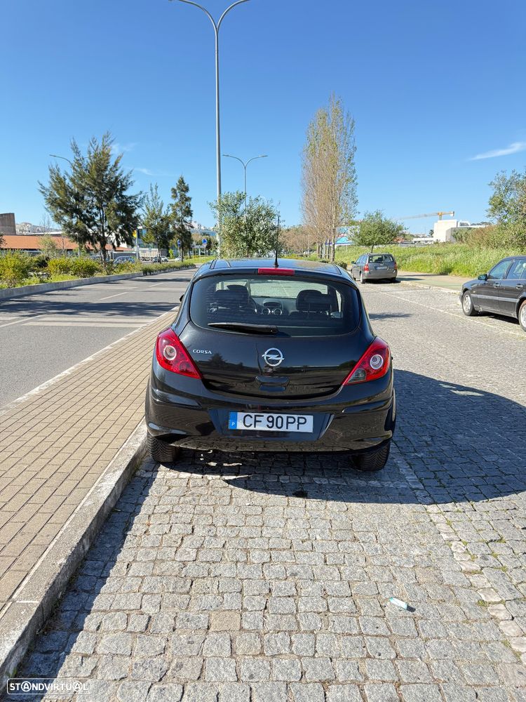 Opel Corsa 1.2 16V Energy - 10
