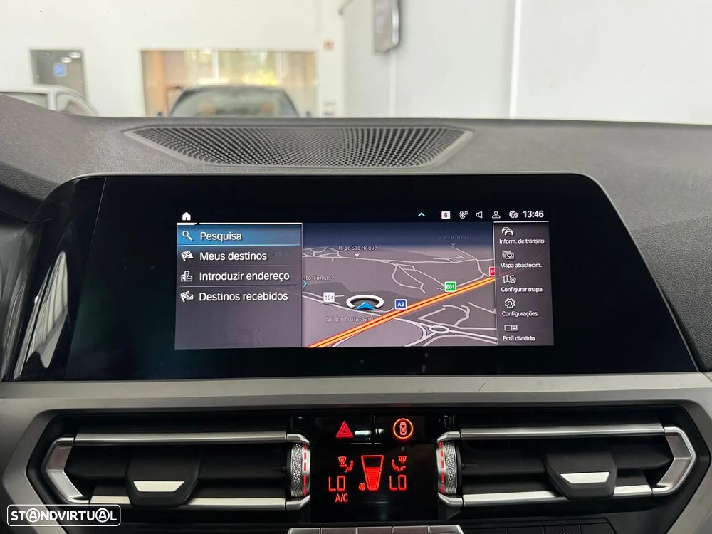 BMW 330 e Touring Pack M Auto - 24