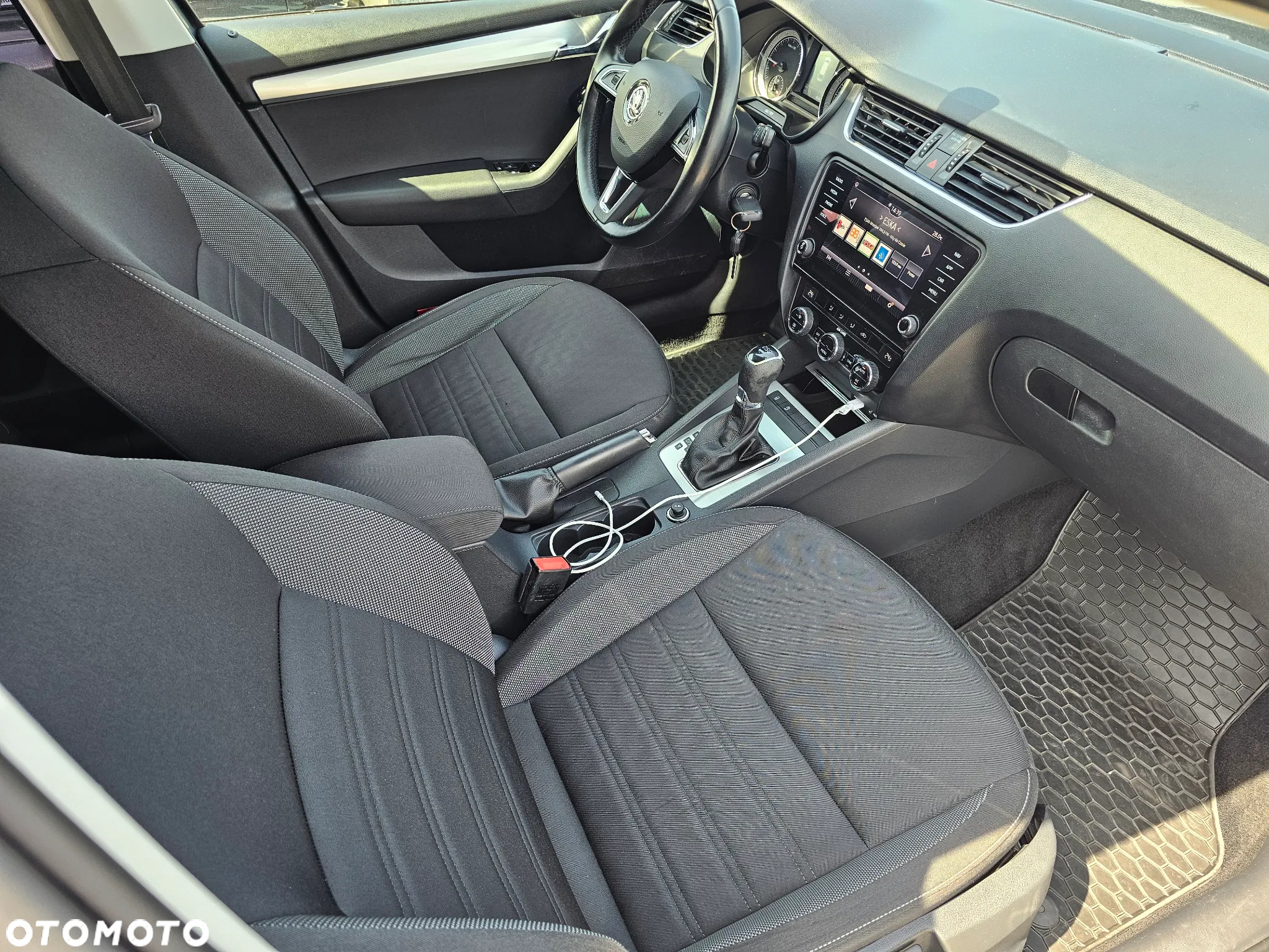 Skoda Octavia 1.6 TDI DSG Ambition - 10