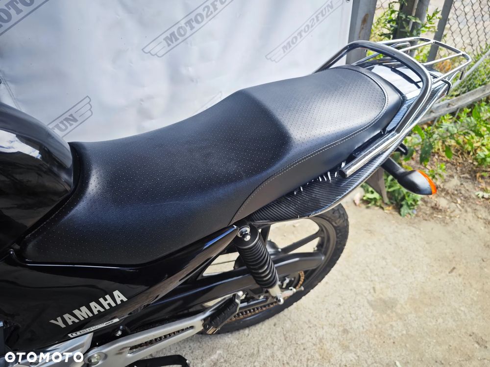 Yamaha YBR - 9