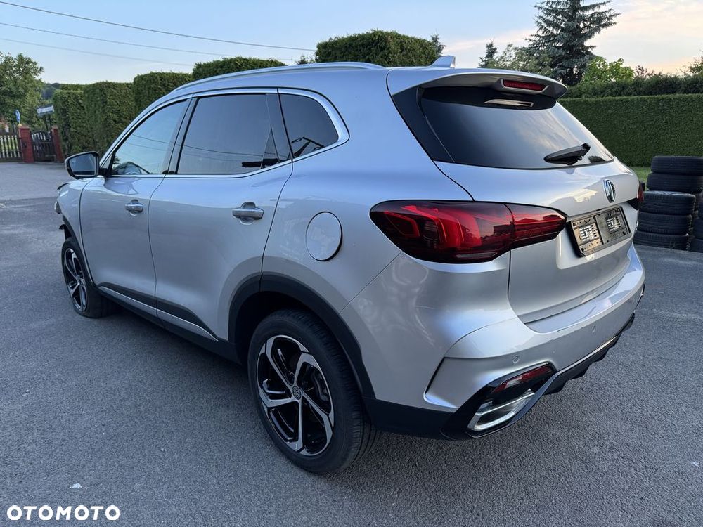 MG HS PHEV Luxury - 11