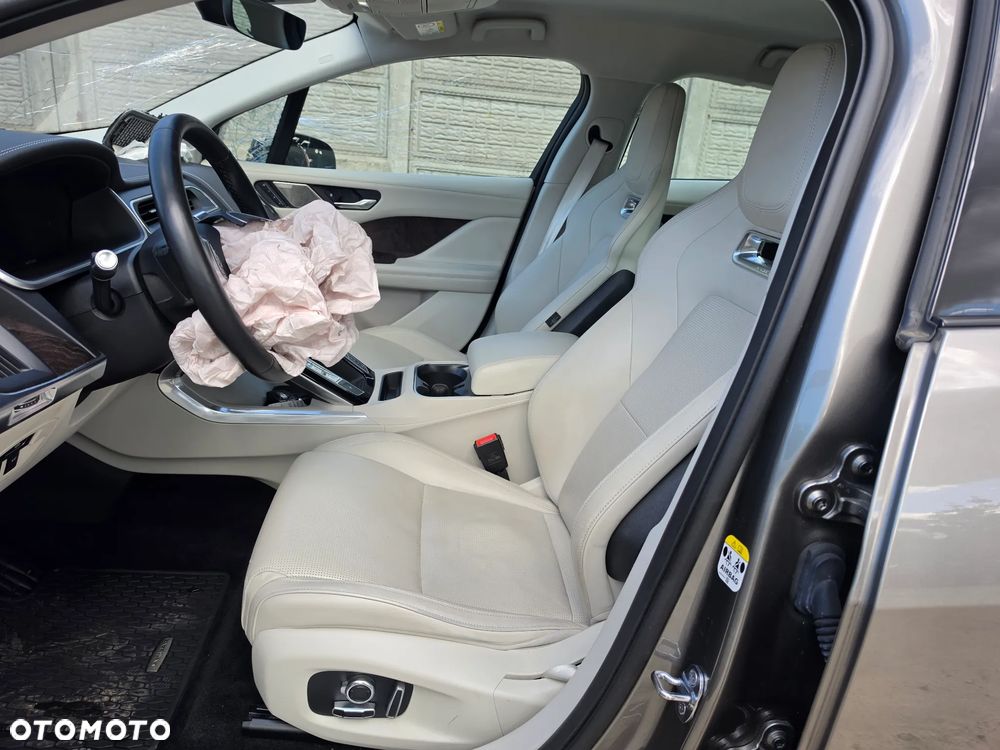 Jaguar I-Pace EV400 AWD R-DYNAMIC HSE - 9