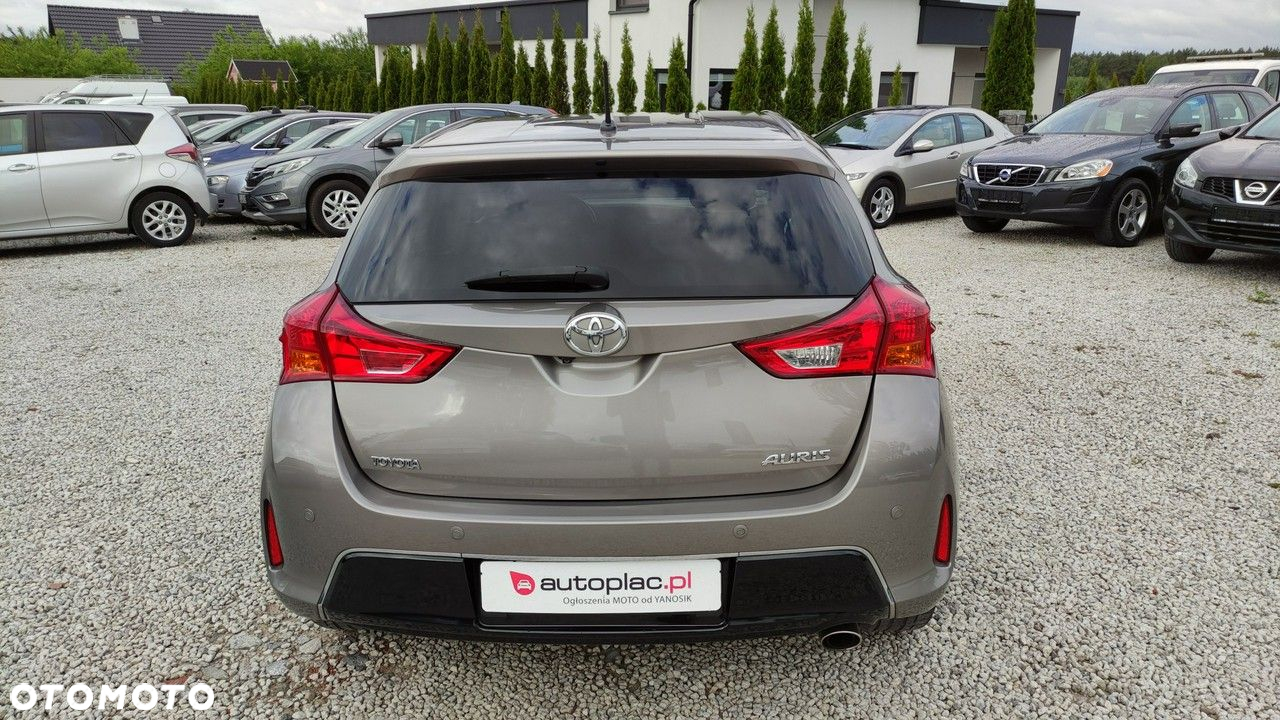 Toyota Auris - 17