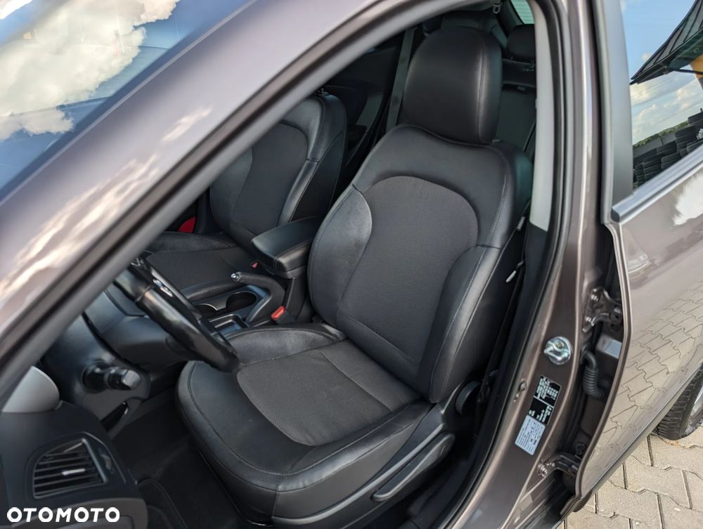 Hyundai ix35 2.0 GDI Premium 2WD - 30