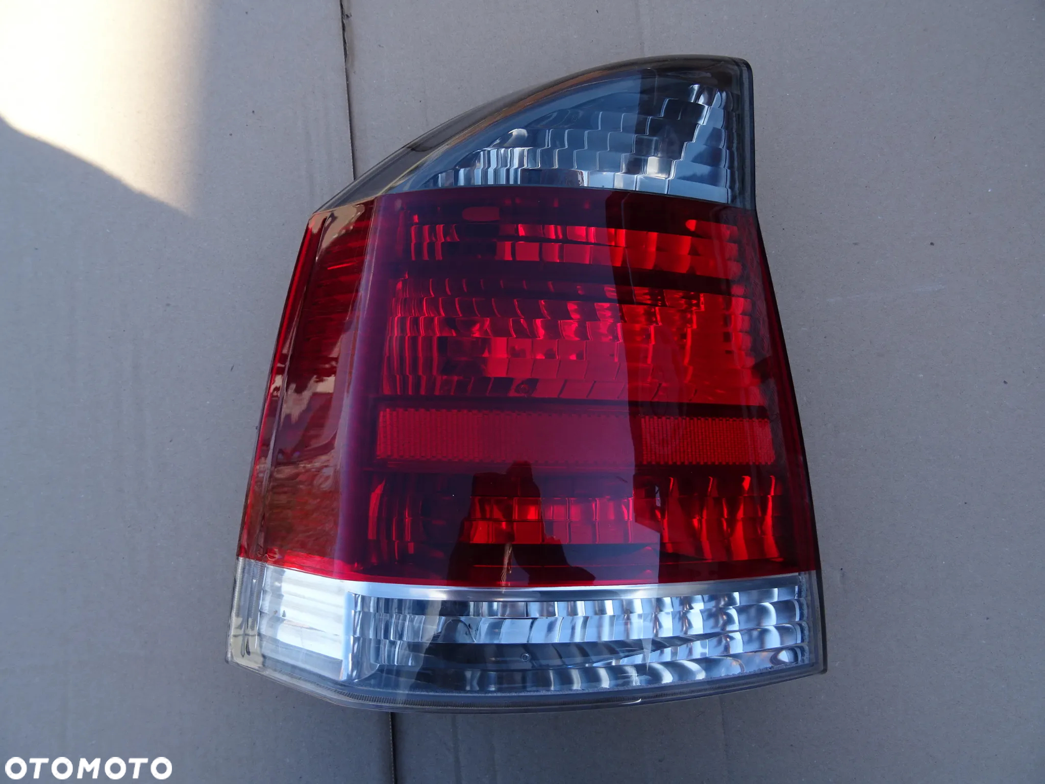 LAMPY TYŁ LAMPA TYLNA DYMIONA PRAWA LEWA OPEL VECTRA C GTS WKŁAD OPRAWKA - 3