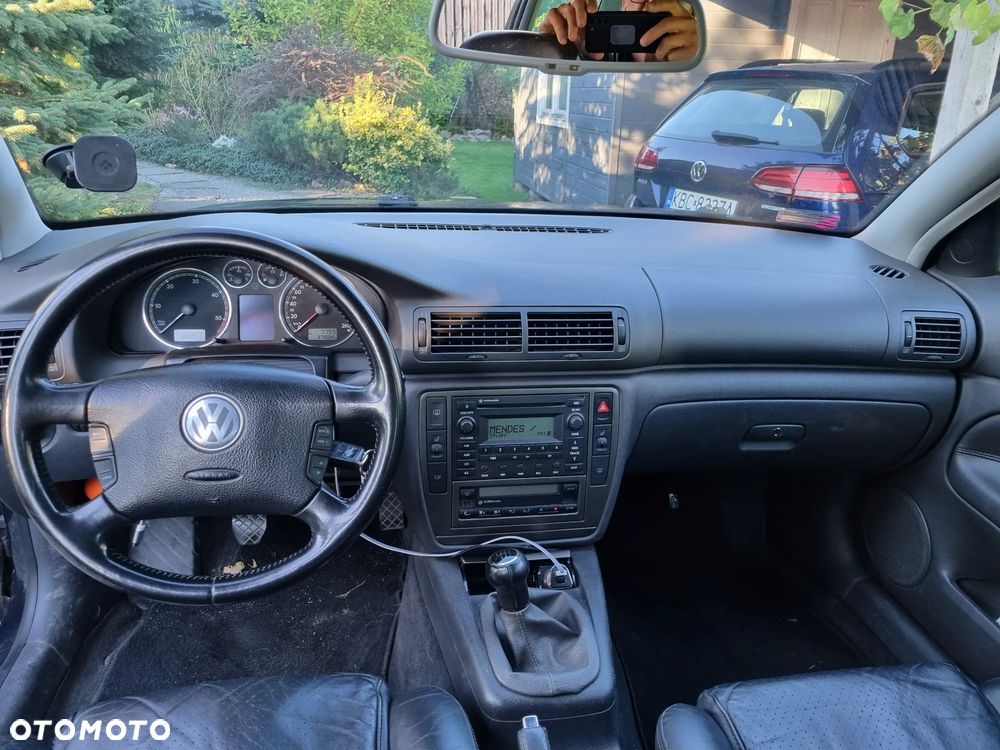 Volkswagen Passat 2004 photo 4
