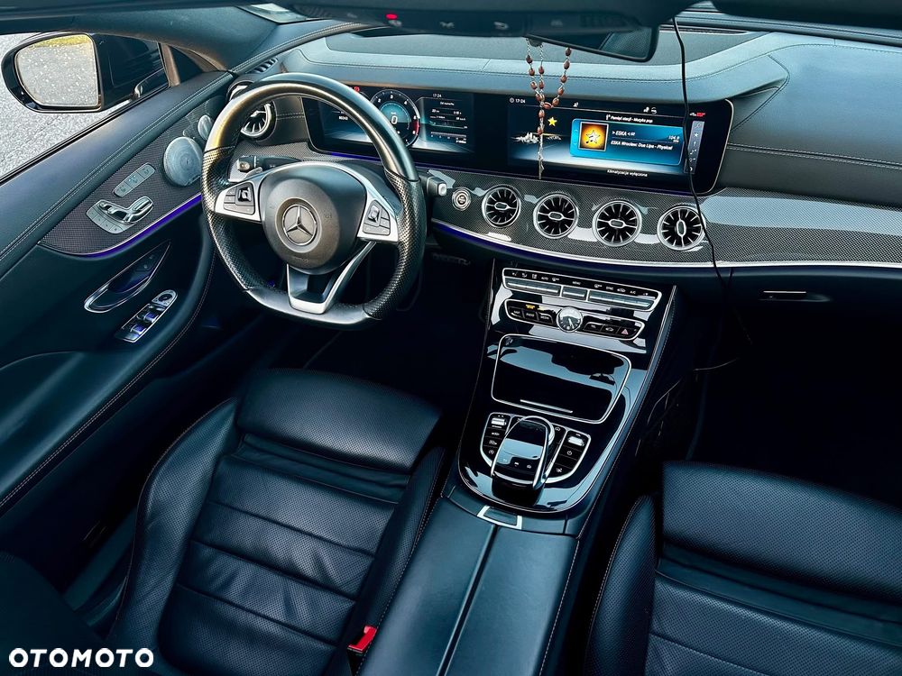 Mercedes-Benz Klasa E 220 d 4-Matic 9G-TRONIC - 14