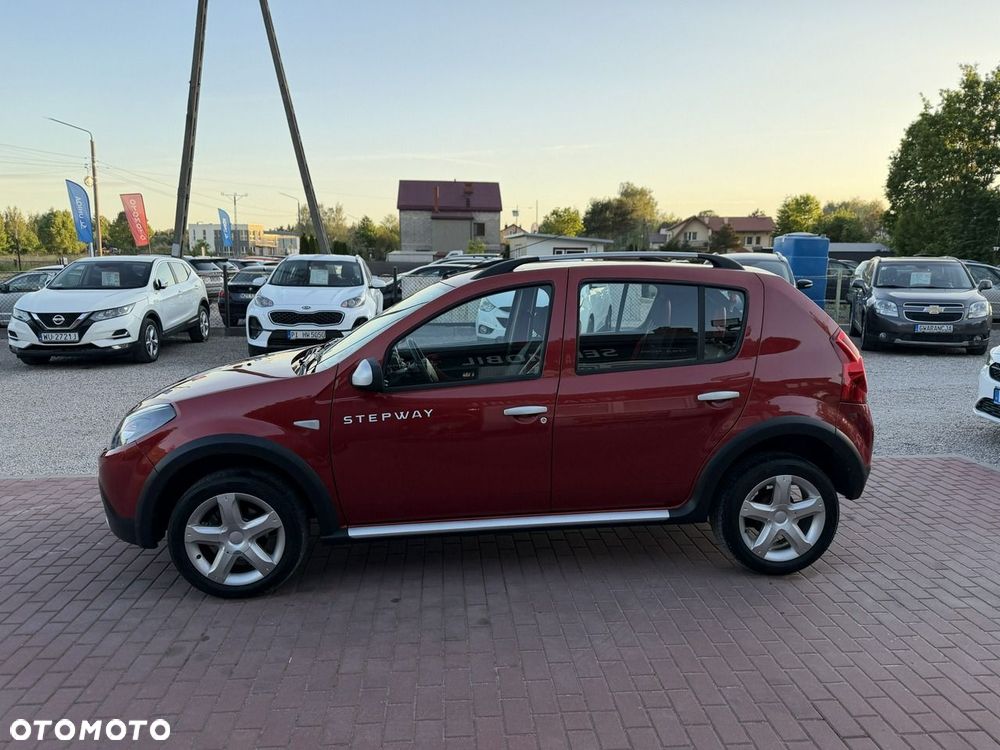 Dacia Sandero Stepway 1.6 - 12