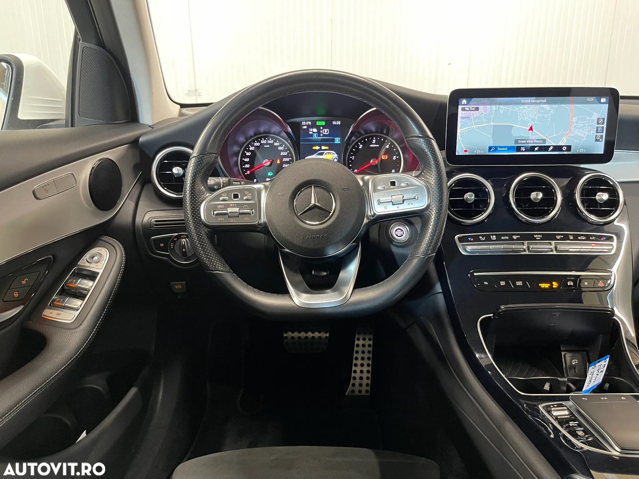 Mercedes-Benz GLC 300 de 4Matic 9G-TRONIC AMG Line - 6