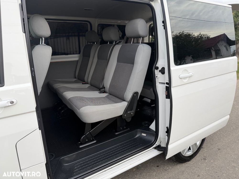 Volkswagen Transporter - 12