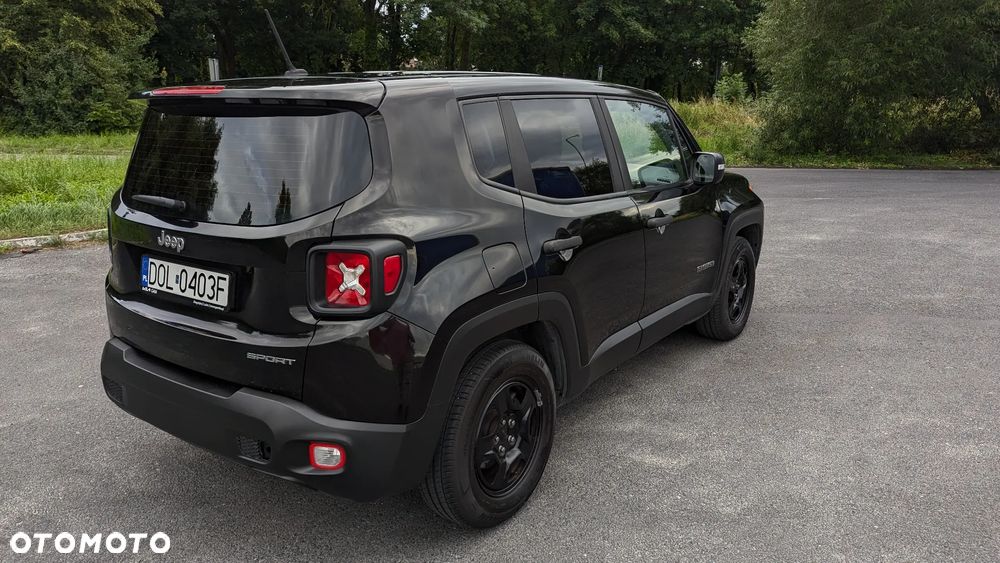 Jeep Renegade 1.6 E-TorQ Sport FWD - 5
