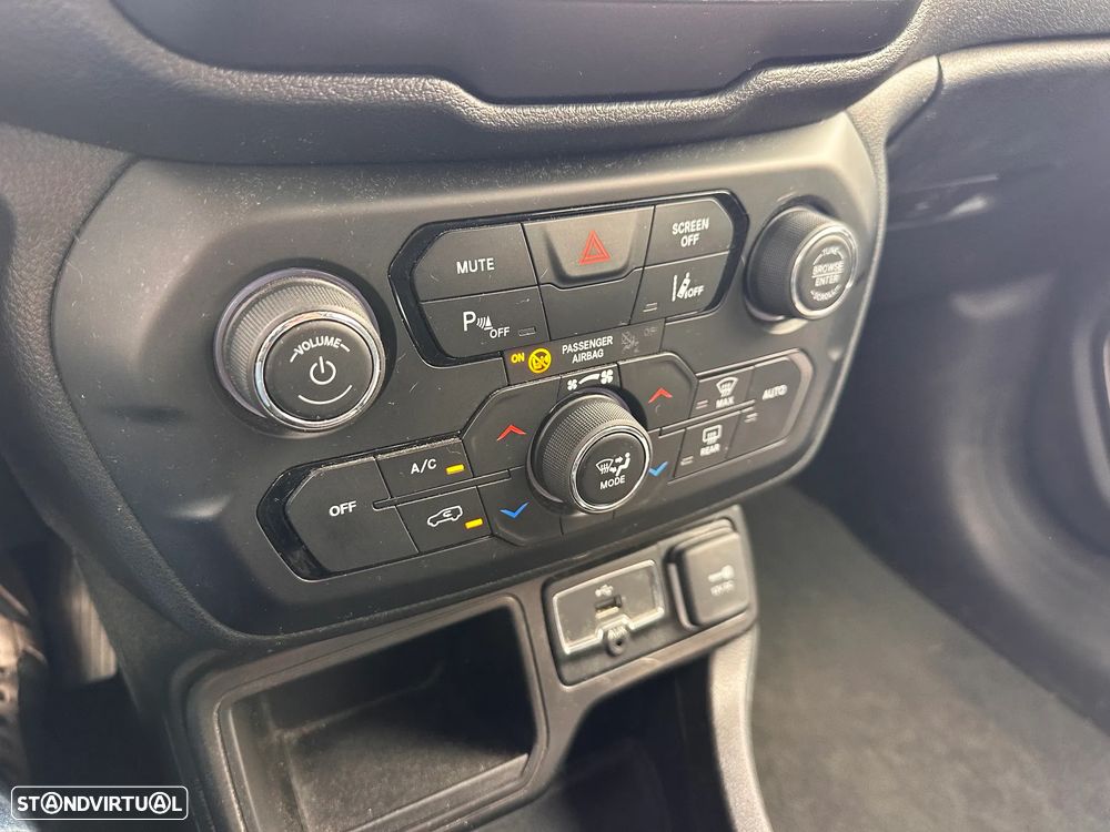 Jeep Renegade 1.0 T Limited — fotografia 7