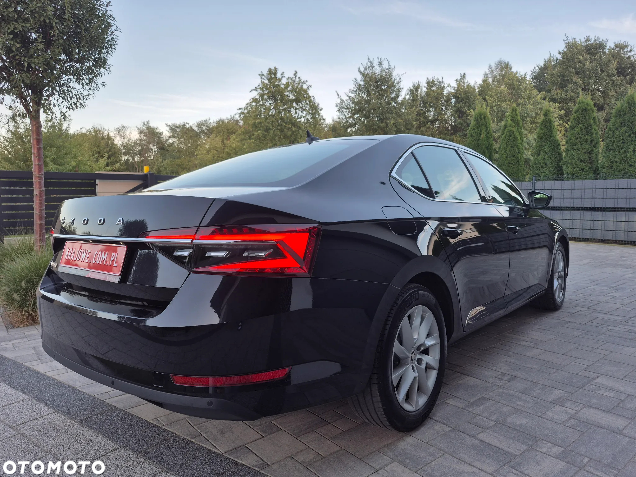 Skoda Superb 2.0 TDI Ambition - 4