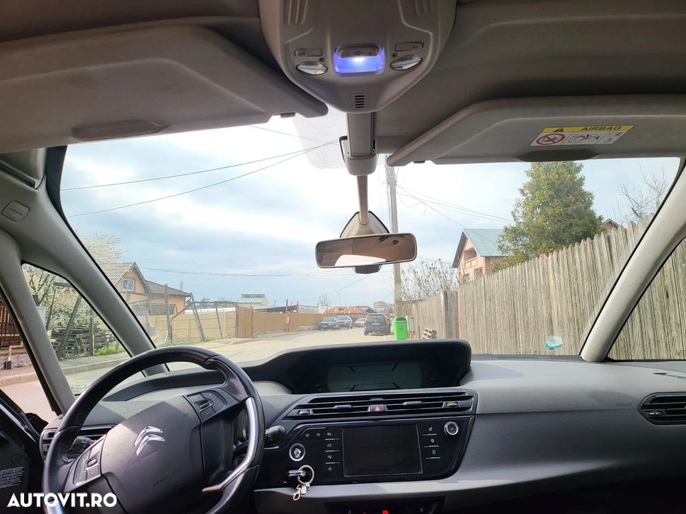 Citroën C4 Picasso - 10