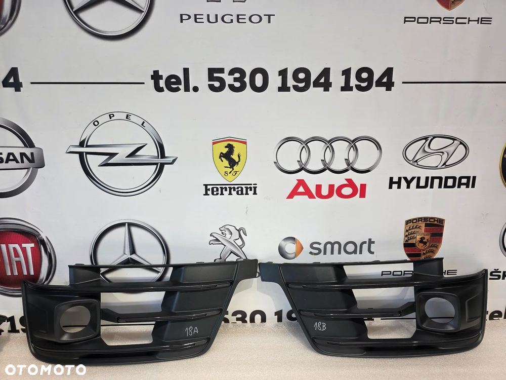 AUDI Q7 II 4M0 14- S-LINE LEWA / PRAWA KRATKA BOCZNA ZDERZAKA PRZEDNIEGO PRZÓD NR 4M0807681E/G , 4M0807682E/G NR AUKCJI KB18 - 1
