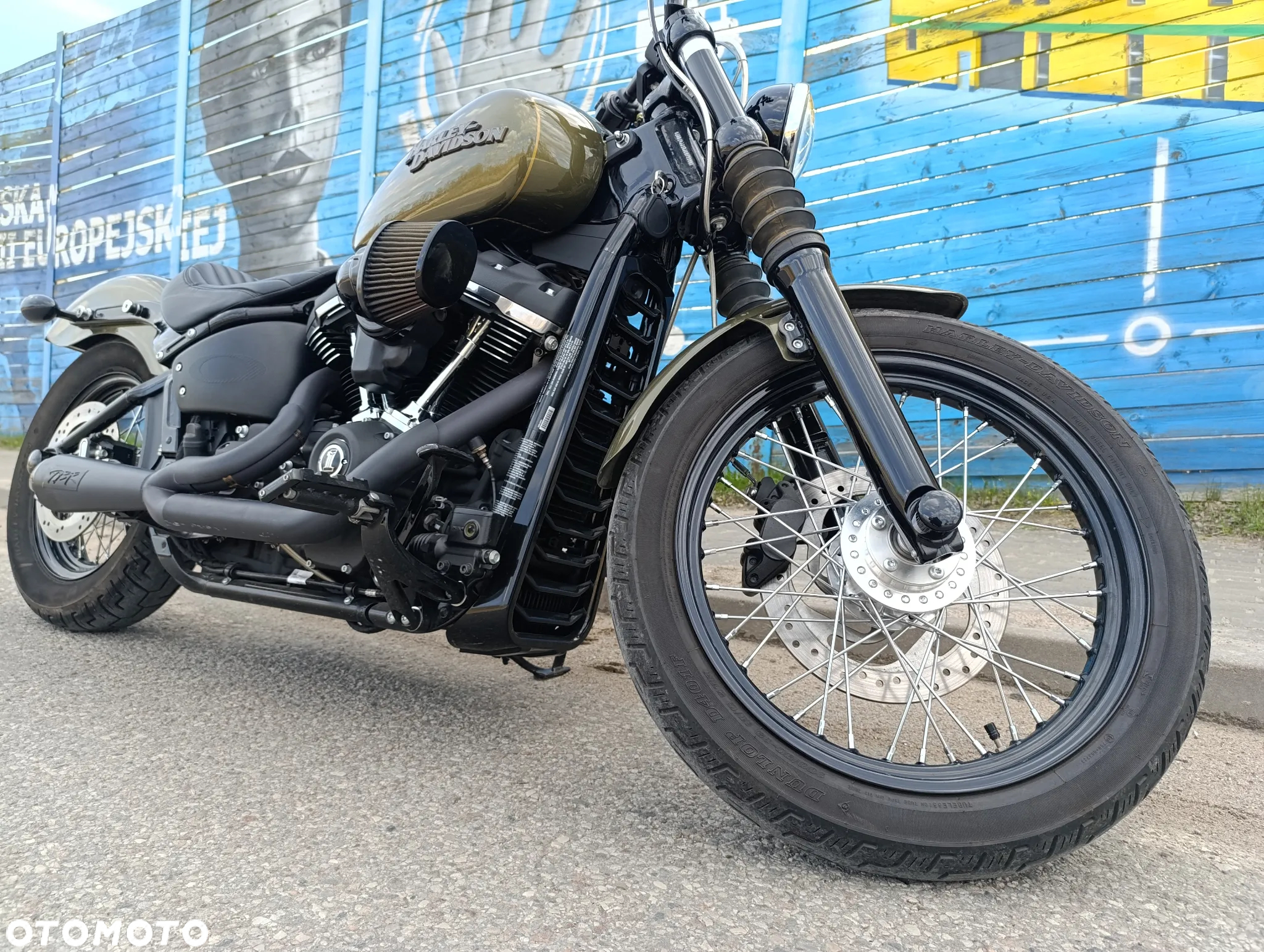 Harley-Davidson Softail Street Bob - 8