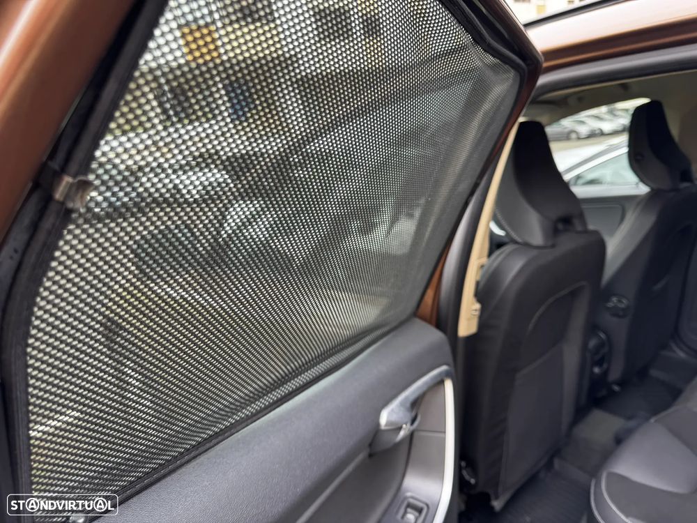 Volvo XC 60 2.0 D3 Geartronic - 9