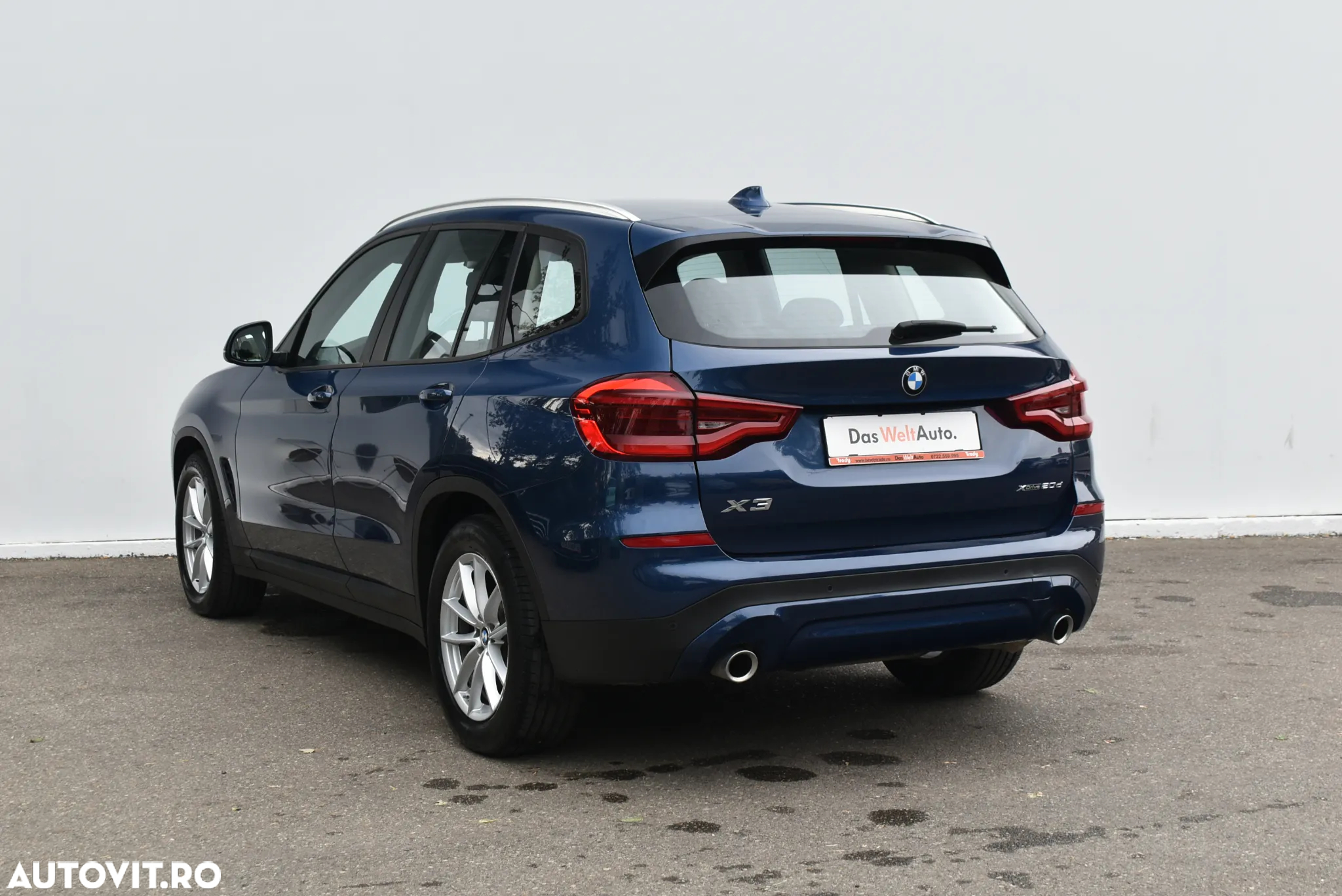BMW X3 xDrive20d AT Luxury Line - 3