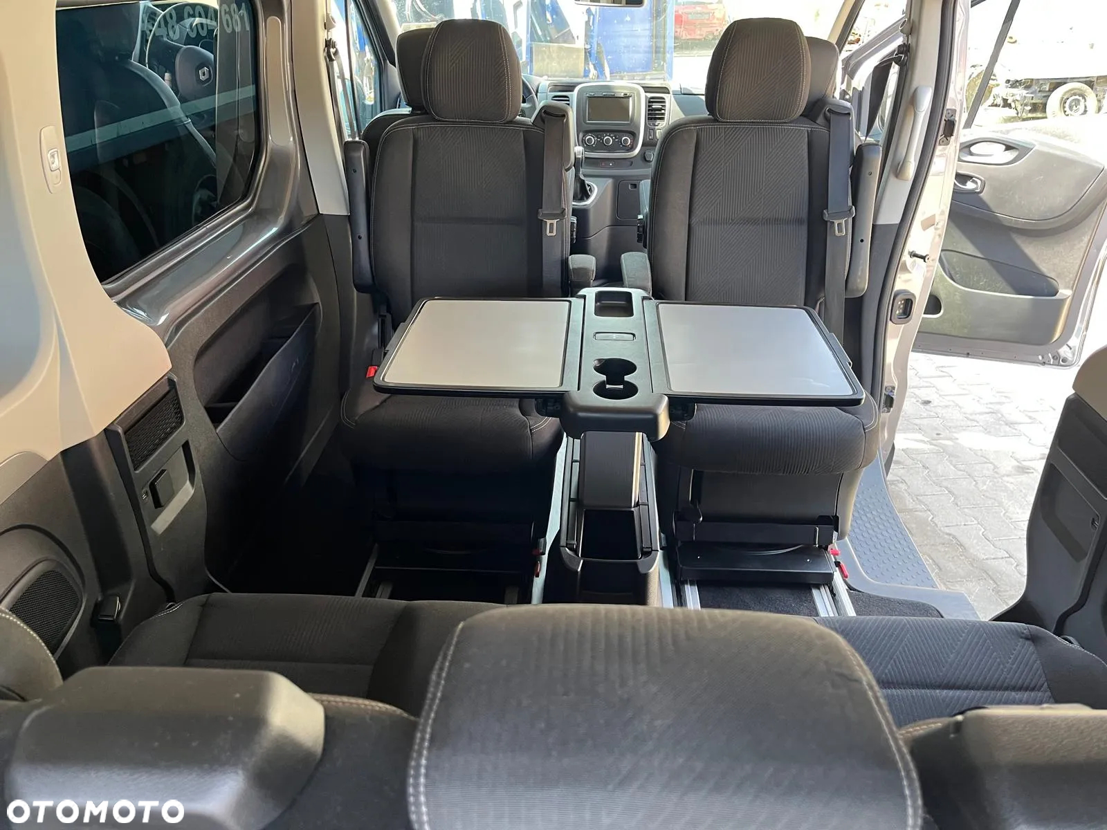 Renault Trafic - 19