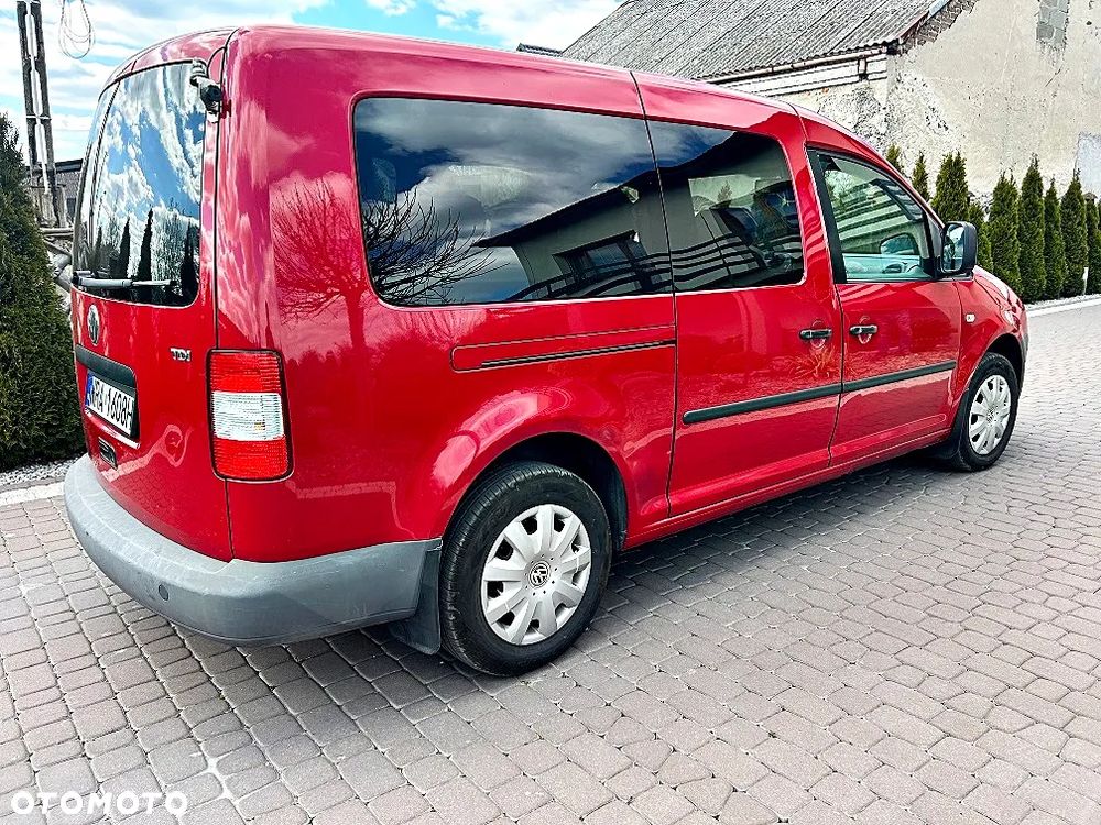 Volkswagen Caddy Maxi - 4