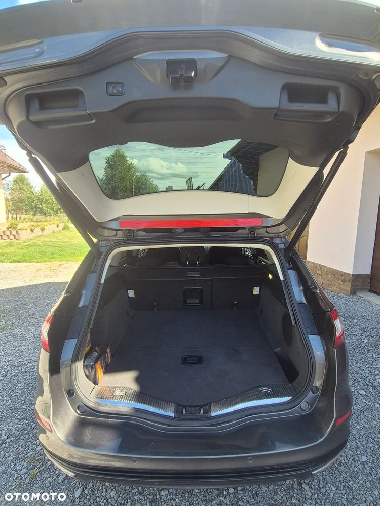 Ford Mondeo 2.0 TDCi Titanium - 9