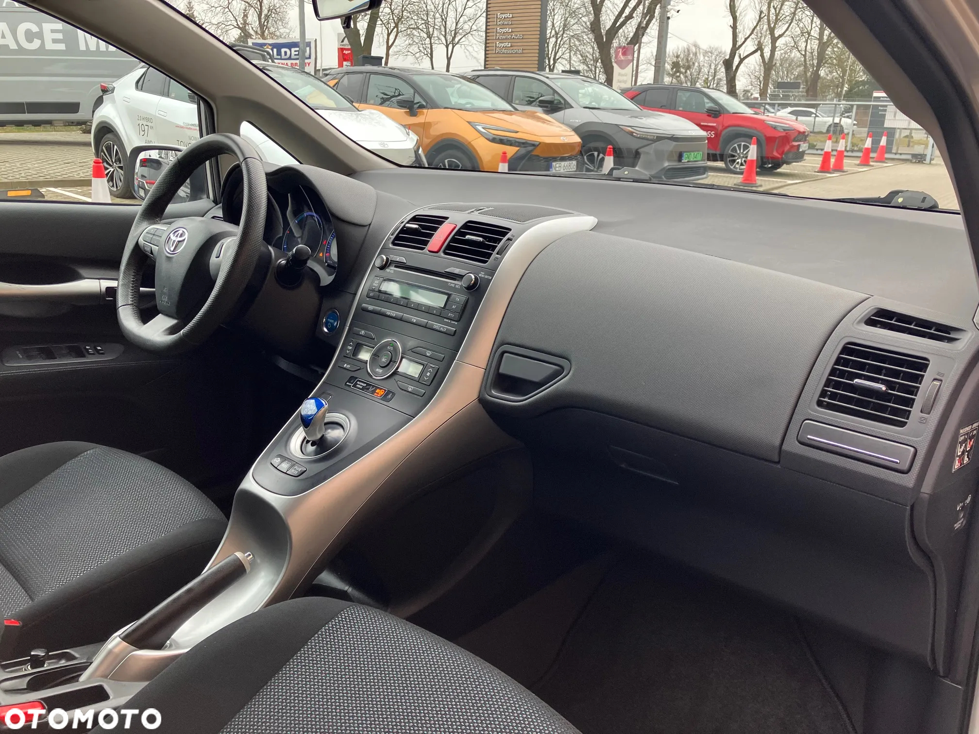 Toyota Auris 1.8 HSD Luna - 12