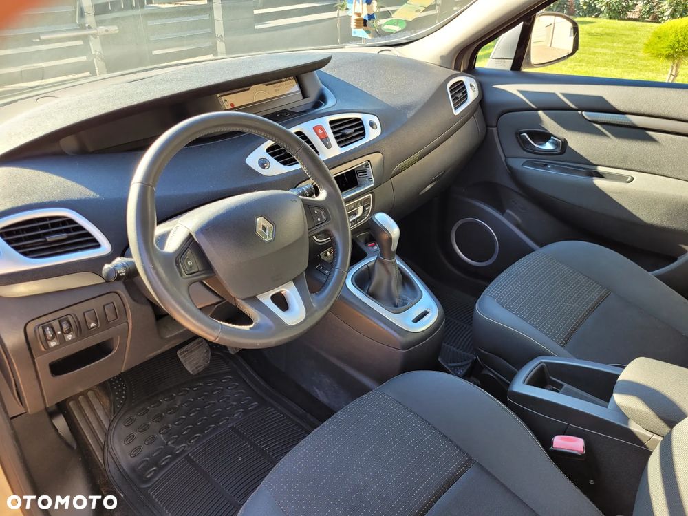 Renault Scenic - 12