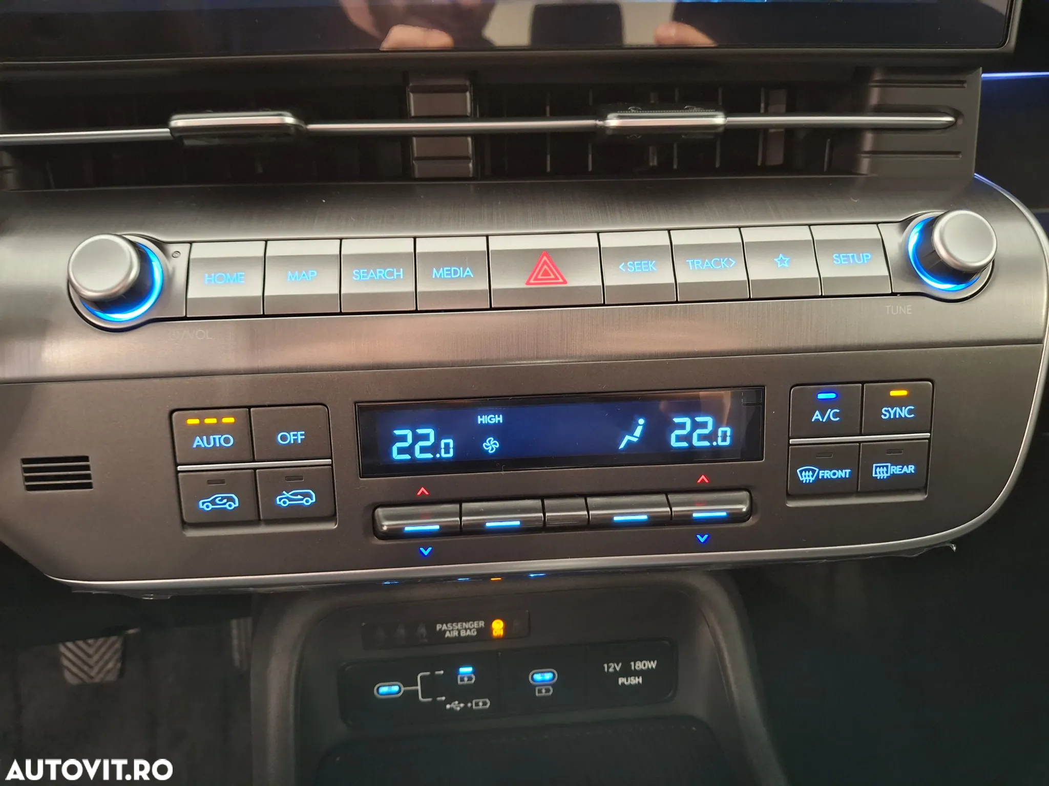 Hyundai KONA 1.6 T-GDI 138 CP 6MT 2WD Premium+ - 12