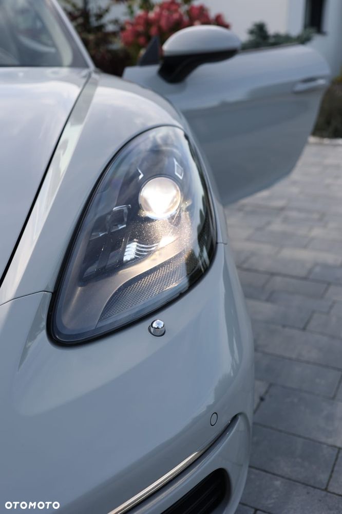 Porsche Boxster - 25