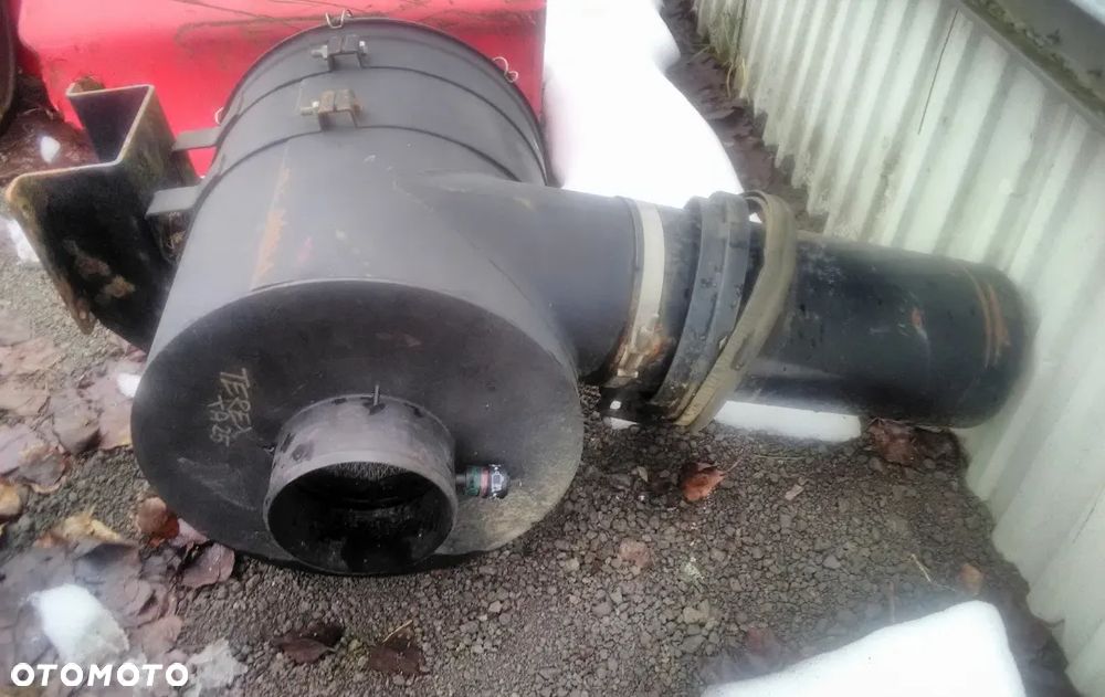 OBUDOWA FILTRA POWIETRZA TEREX  TA25 - 4