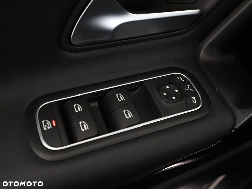 Mercedes-Benz CLA 180 d 7G-DCT - 33