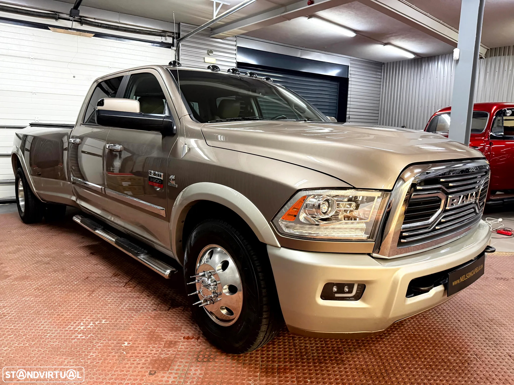 Dodge RAM 3500 Dually 6.7 Cummins Laramie - 11