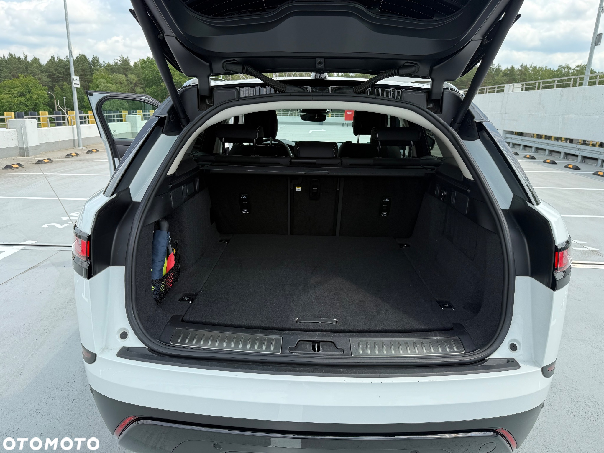Land Rover Range Rover Velar 2.0 D200 mHEV - 32