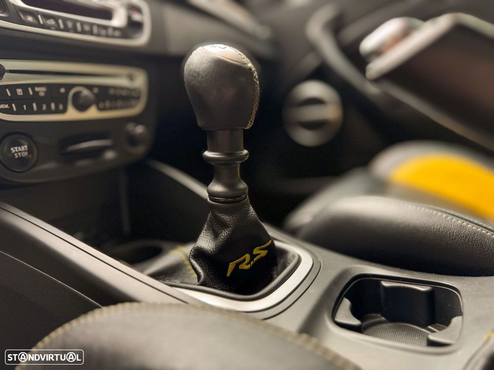 Renault Mégane Coupe 2.0 T 16V RS - 32
