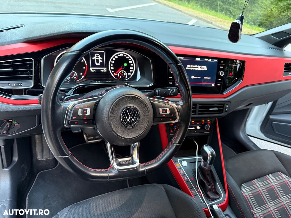 Volkswagen Polo - 19