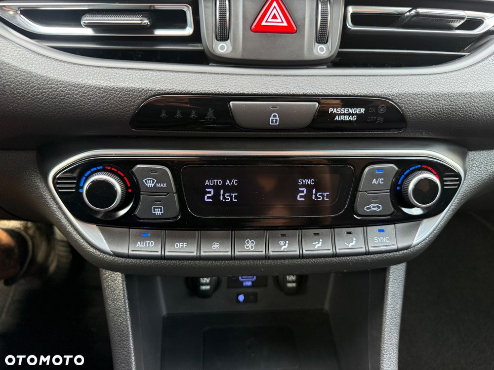 Hyundai i30 1.5 T-GDI 48V-Hybrid EDITION 30+ - 27