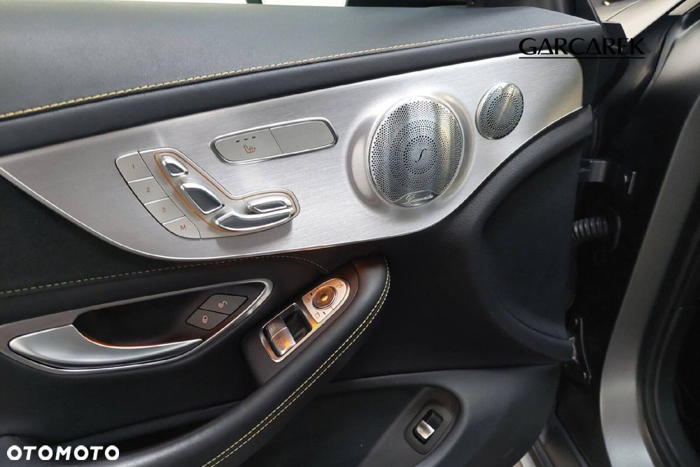 Mercedes-Benz Klasa C 63 AMG 9G-TRONIC - 16