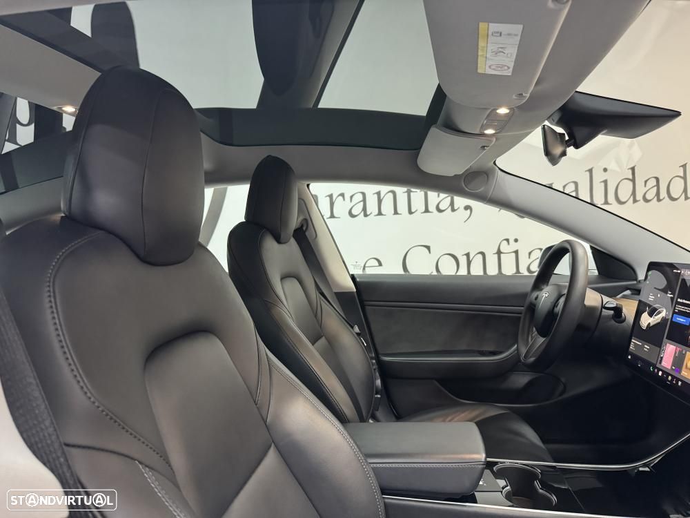 Tesla Model 3 - 38