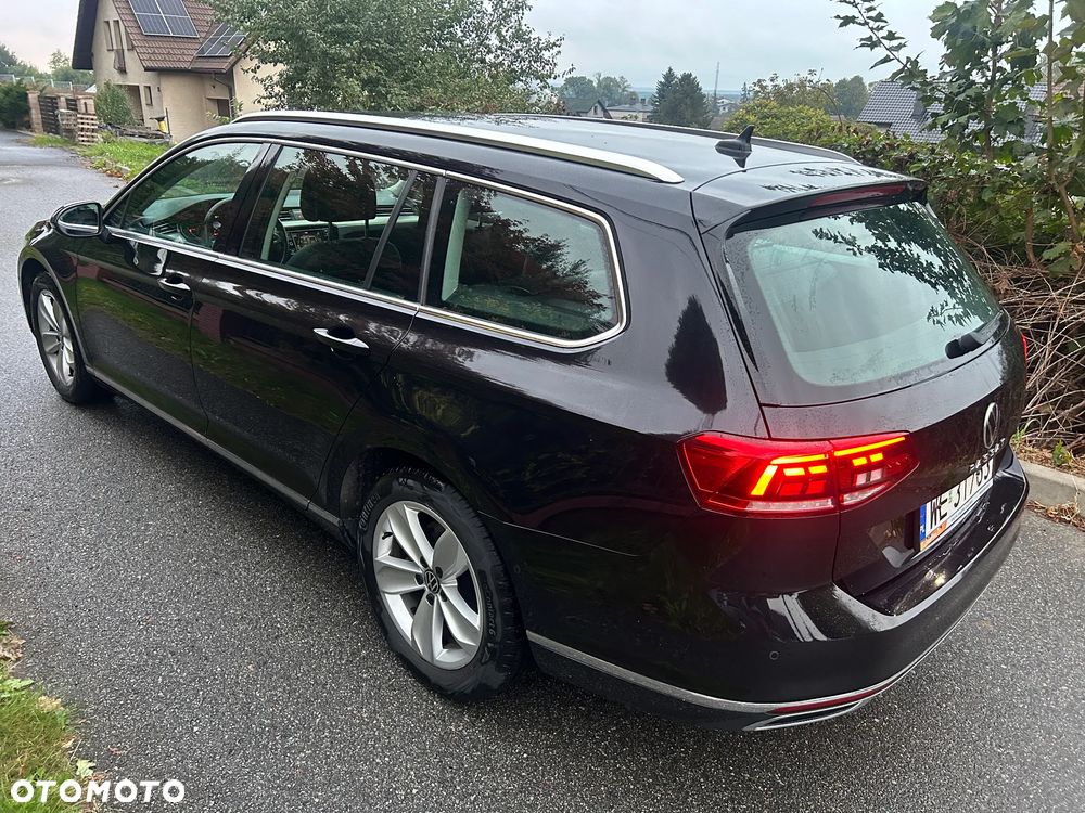 Volkswagen Passat 2.0 TDI EVO Elegance DSG - 10