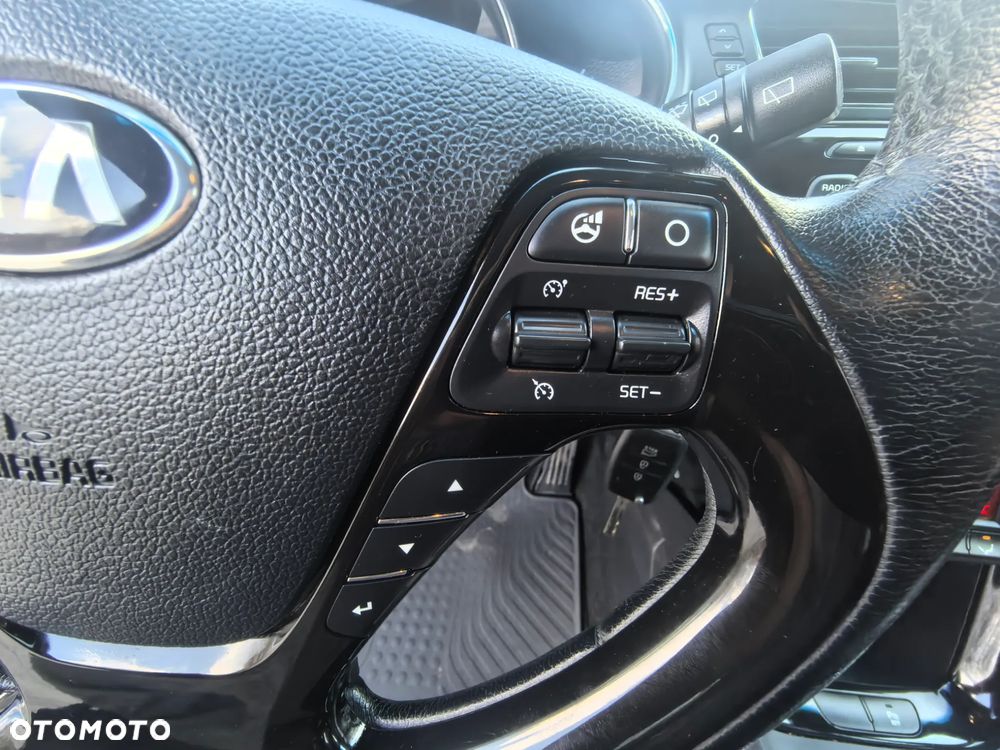 Kia Ceed 1.6 GDI Platinum Edition - 22