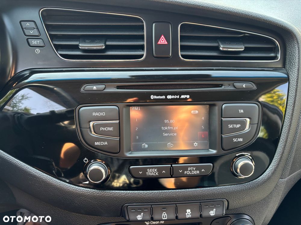 Kia Ceed 1.6 GDI DCT Platinum Edition - 18