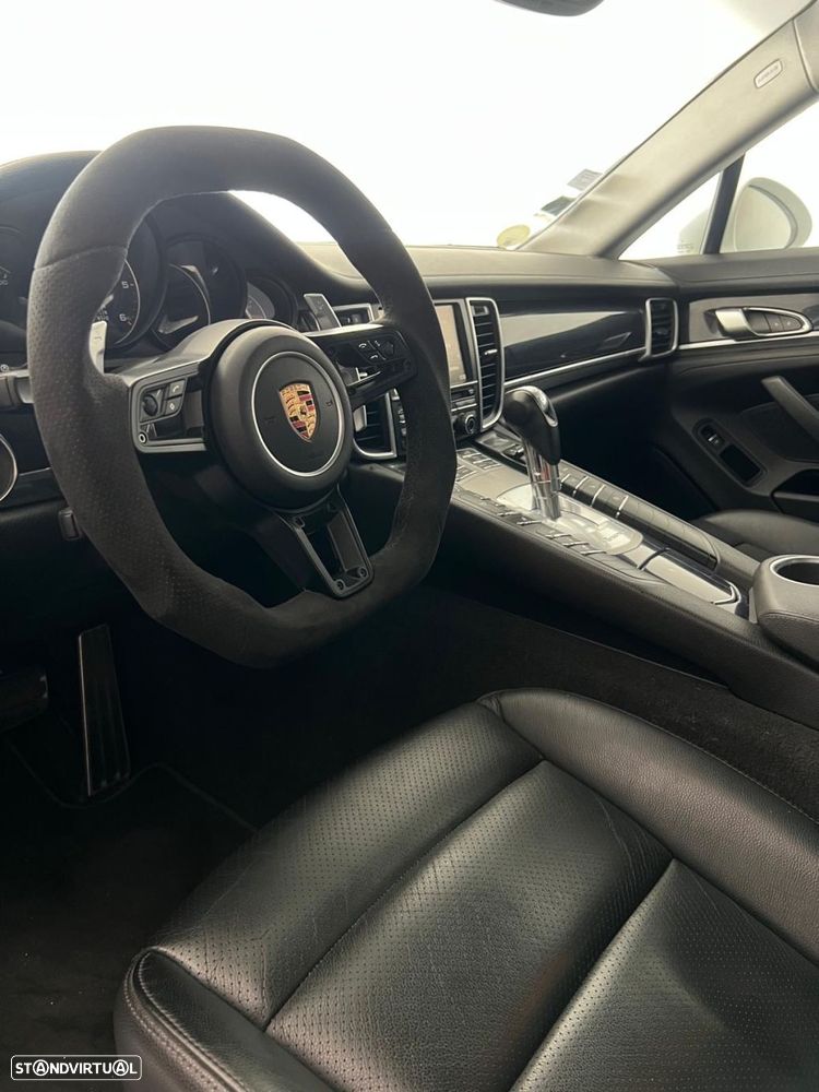 Porsche Panamera 3.0 V6 - 22