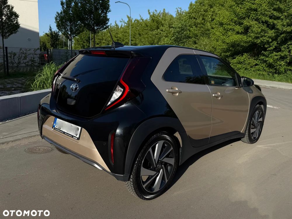 Toyota Aygo X 1.0 VVT-i Executive CVT - 3