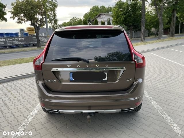 Volvo XC 60 - 4