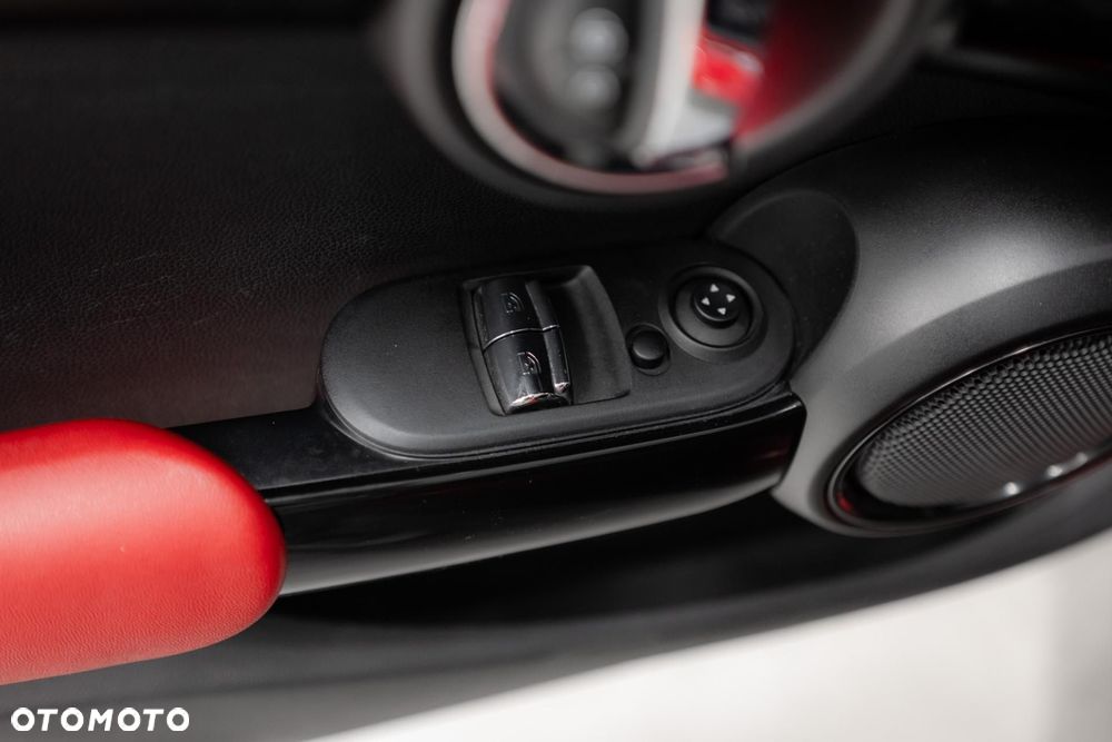 MINI John Cooper Works - 28