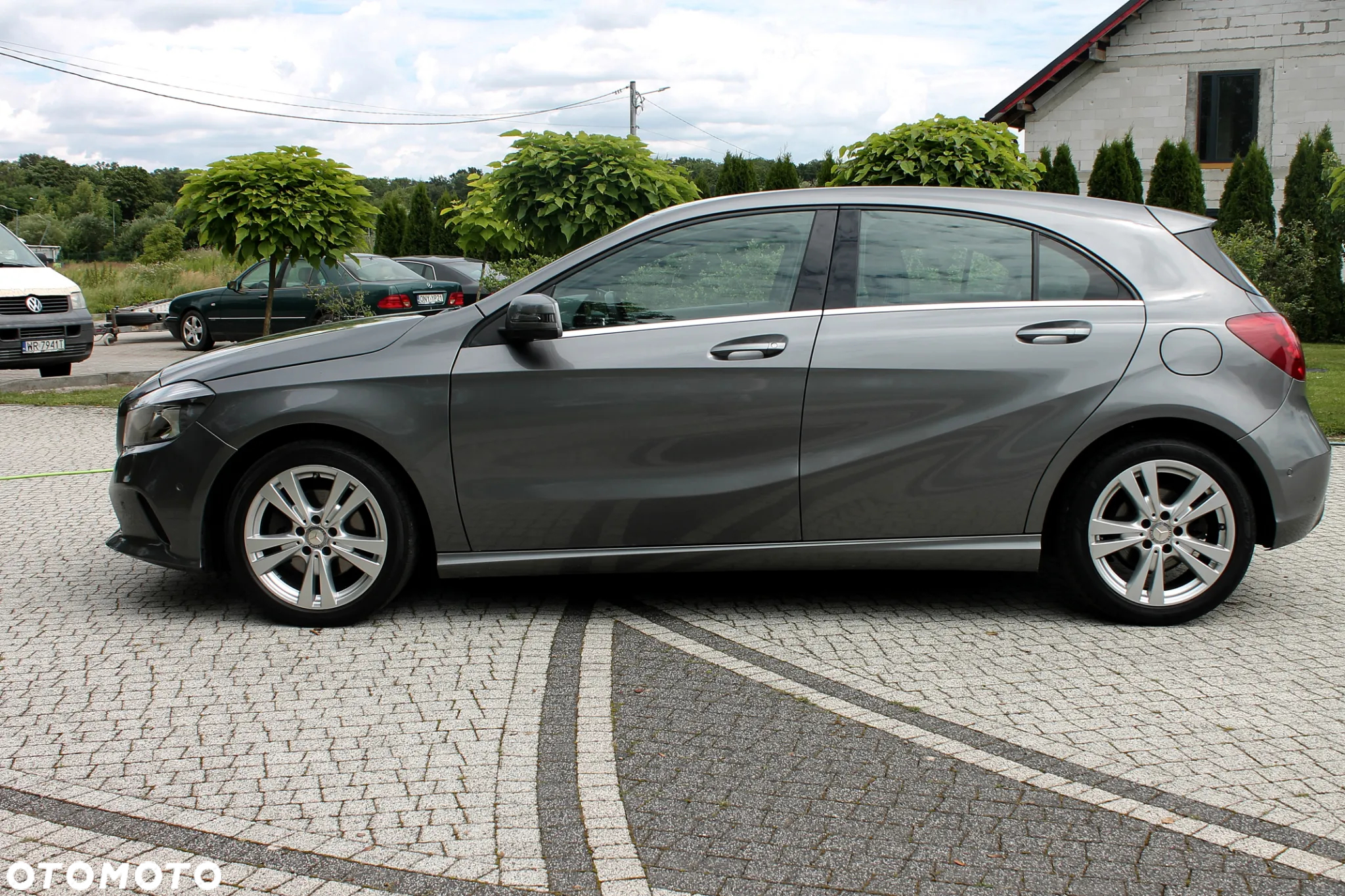 Mercedes-Benz Klasa A 180 (BlueEFFICIENCY) Urban - 23