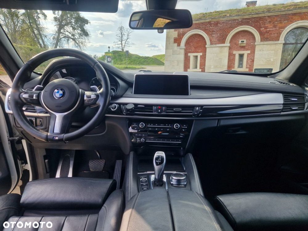 BMW X6 xDrive30d - 16