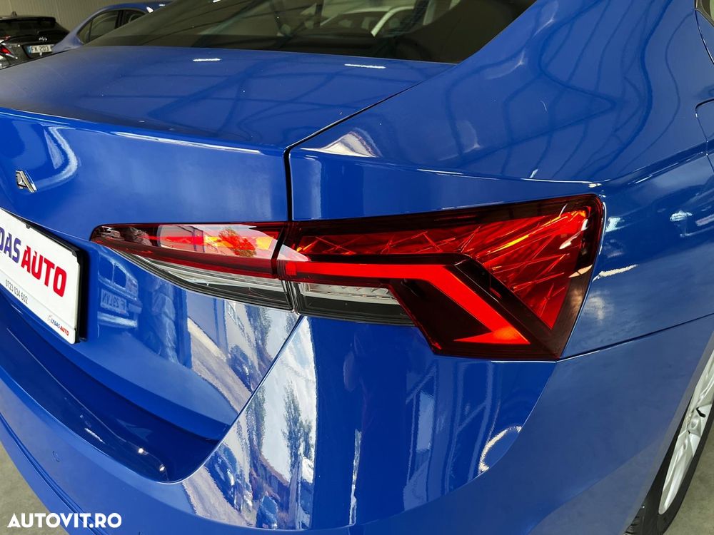 Skoda Octavia 2.0 TDI DSG Ambition - 32